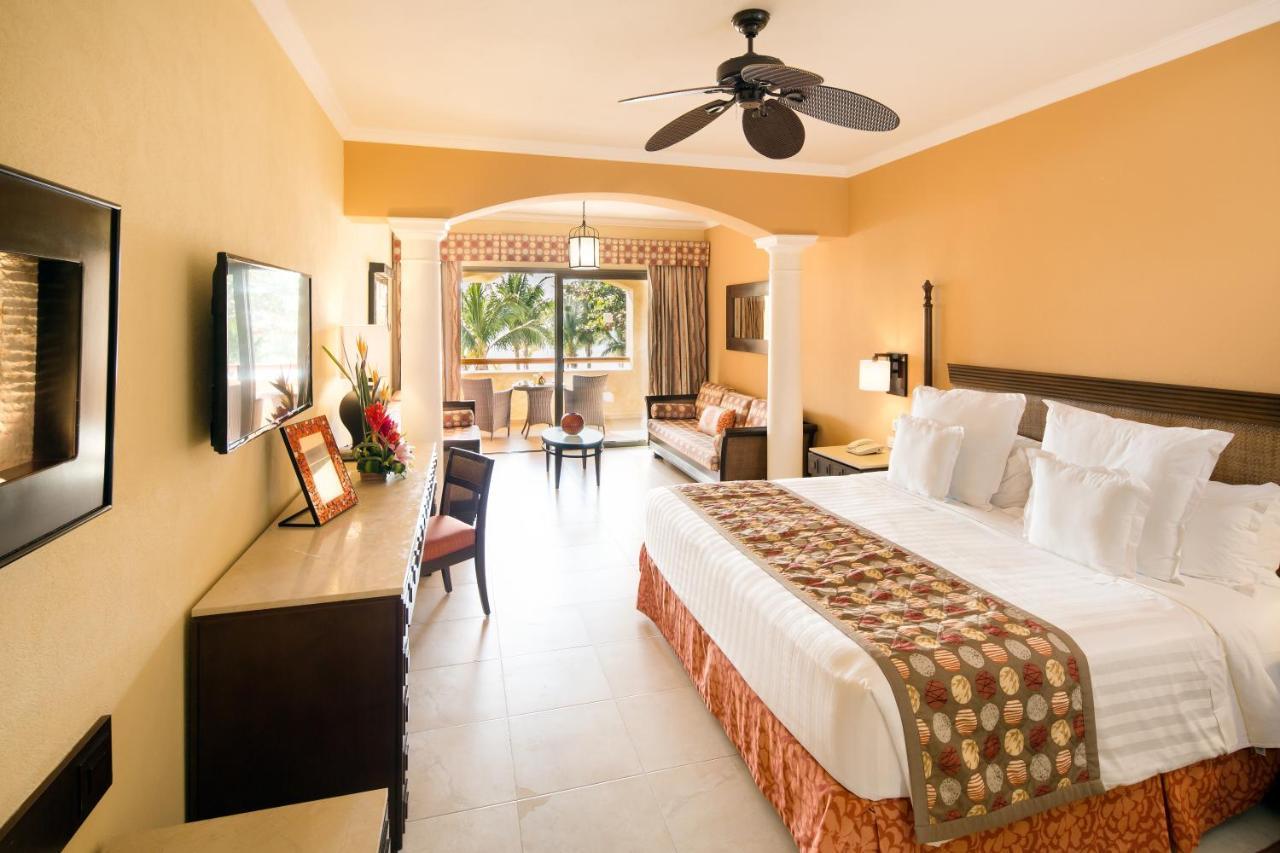 Junior Suite (1 Adult +  1 Child)